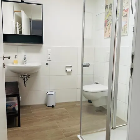 Schwarzwald-zeit - Exklusives 1-zimmer-appartement エルツァッハ